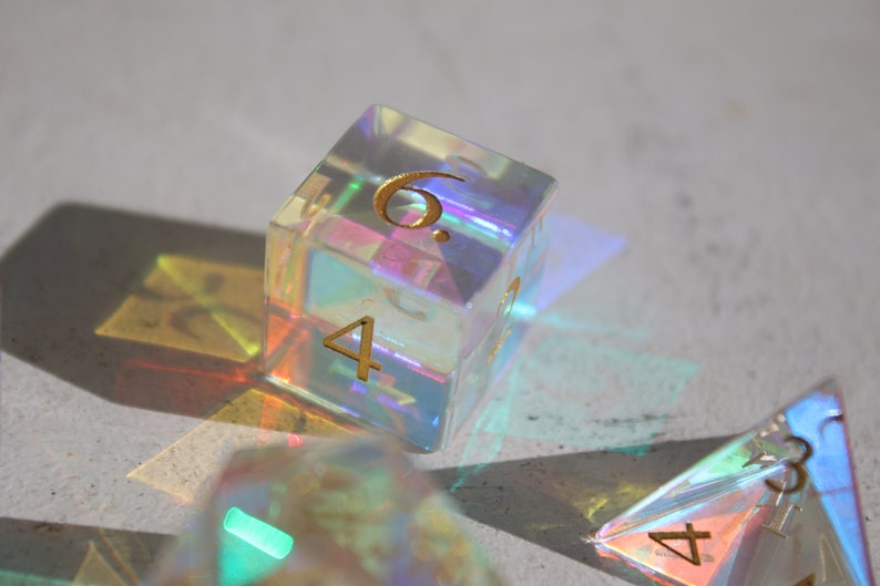 Dés en verre tranchant, jeu de dés D&D, jeu de dés polyédriques, dés en cristal à prisme dichroïque Donjons et Dragons image 10