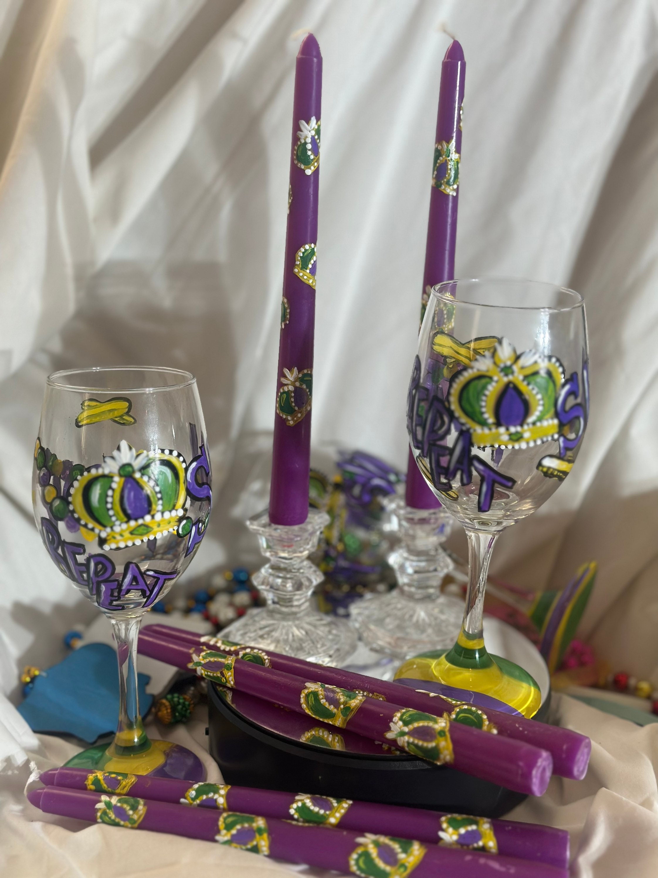 Mardi Gras Wine Charms – Classic Legacy