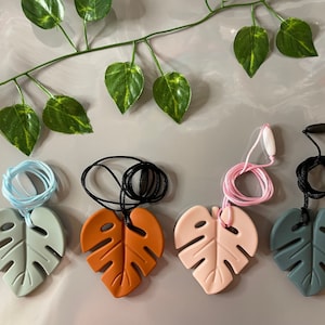 Monstera leaf Chewelry pendant, adhd, autism, anxiety necklace, sensory necklace, adult chew necklace, silicone necklace