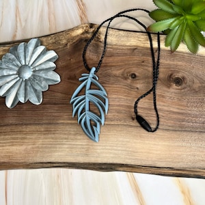 Feather Chewelry hand gevlochten hanger, adhd, autisme, angst ketting, zintuiglijke ketting, volwassen kauw ketting, siliconen ketting