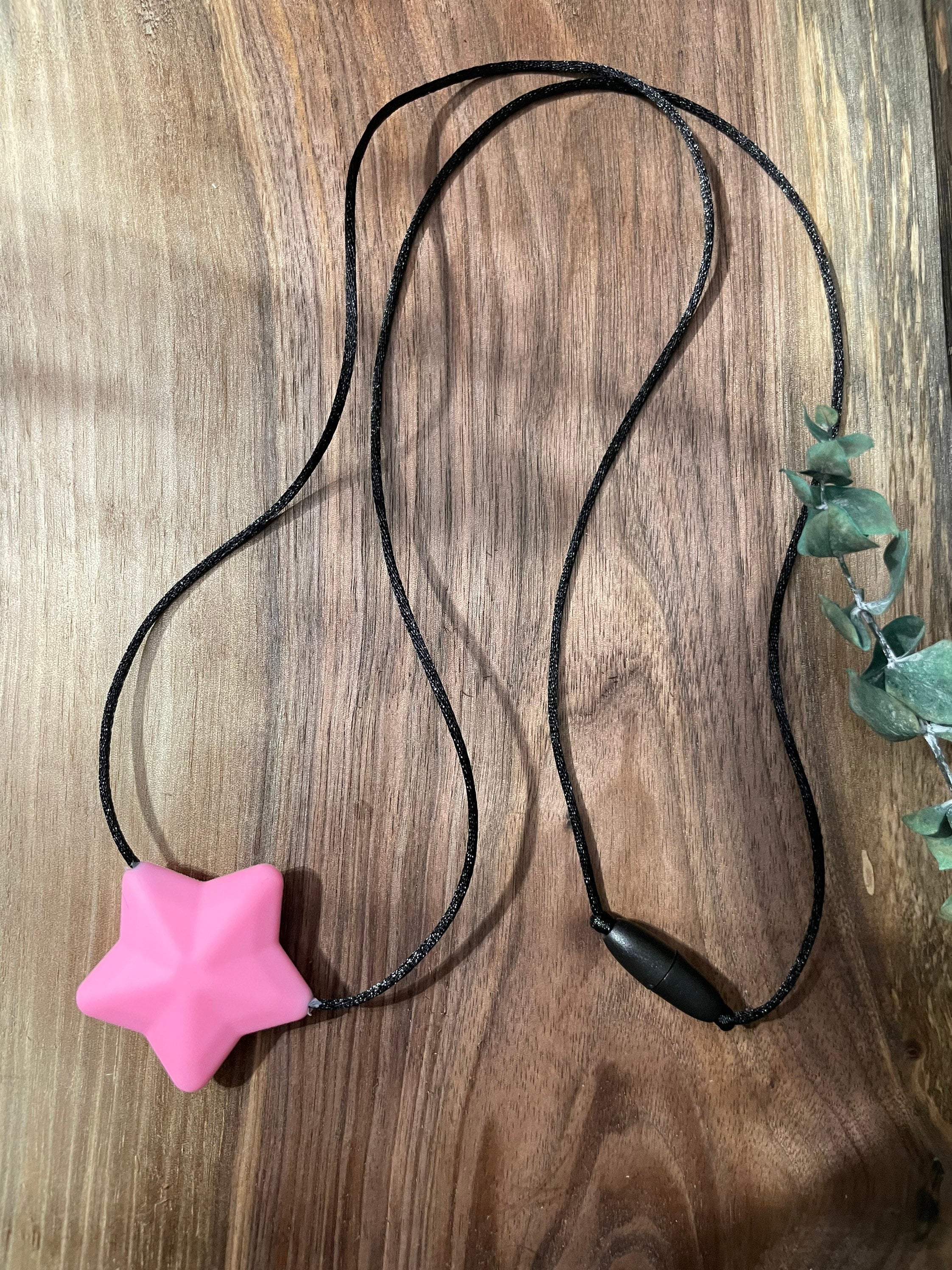 Acheter Nouveau Collier à mâcher pour enfants, Anti-autisme, tdah, morsure  sensorielle, jouets de dentition à mâcher