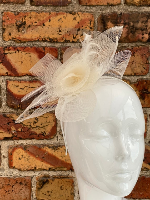 Elegant White Mesh Disc Fascinator with Flower Accent - Women\'s Hat Fascinators Hat Women Tea Party Headband Flower Cocktail  main image 4