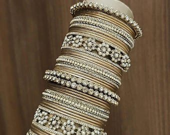 Touchstone Bracciali Indiani Colorful Bangle Collection – Set 24 Pezzi In Metallo, Stile Bollywood, Nero Lucido