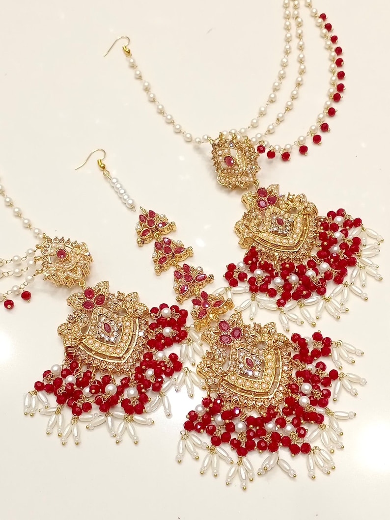 multistone choker, bridal neck jewelry, pearl gold adorns, desi wedding glam, ethnic bridal set, royal necklace art, cultural jewelry, pakistani wedding, heirloom choker set, ornate bridal wear, traditional neckpiece, gemstone party wear, timeless bridal look