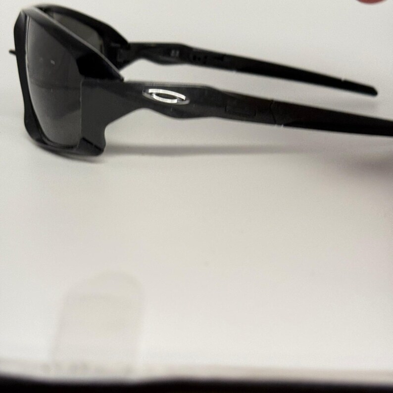 Oakley Eye Jacket Redux Sunglasses Black Frame Grey Lens OO9402-0664L 64-15-131 image 3