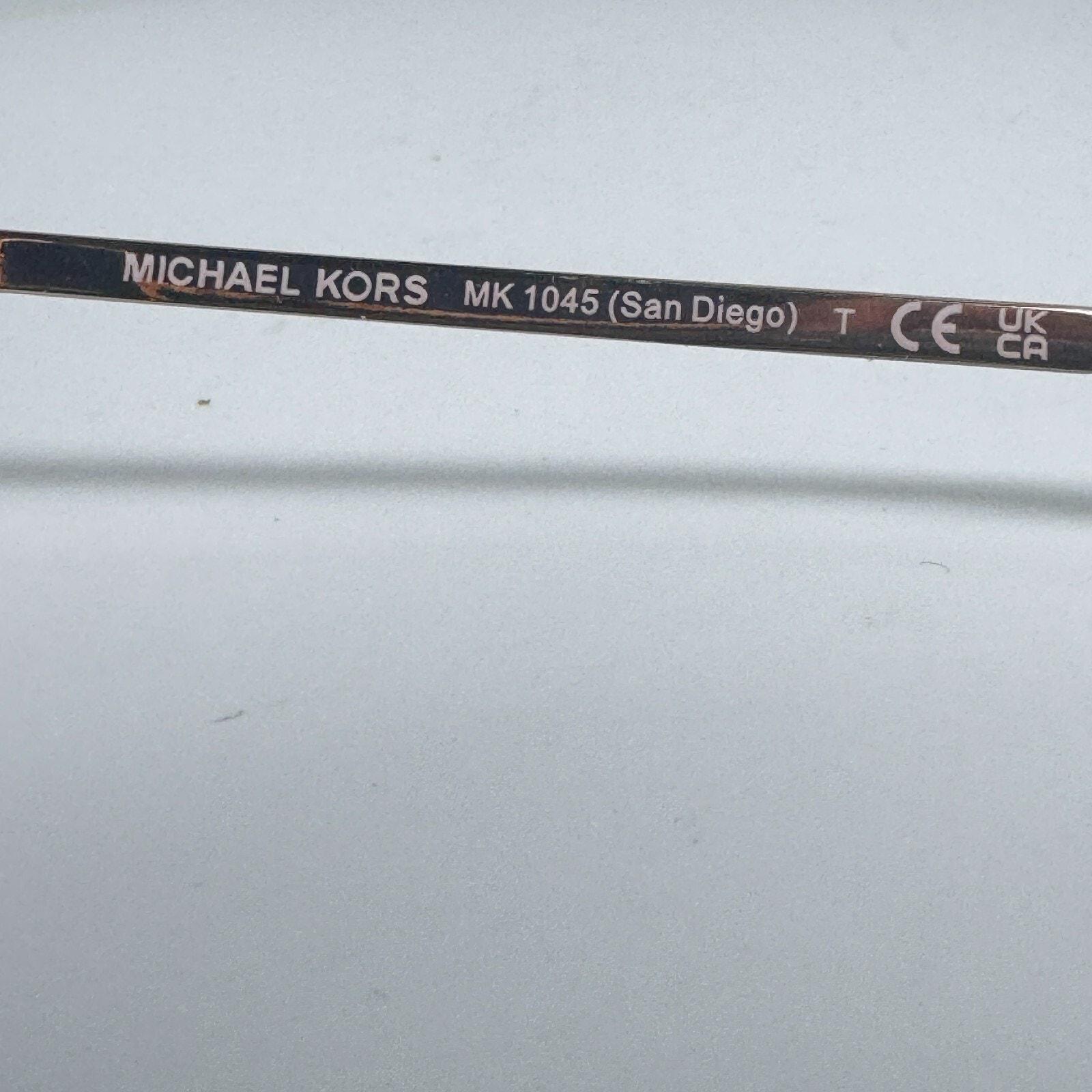 Michael Kors Women display picture 3