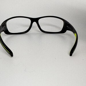 Ironman Foster Grant Recovery BLK AH0423 Sports Sunglasses Black Neon Green image 3
