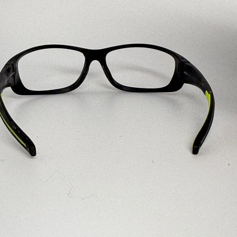 Ironman Foster Grant Recovery BLK AH0423 Sports Sunglasses Black Neon Green image 3