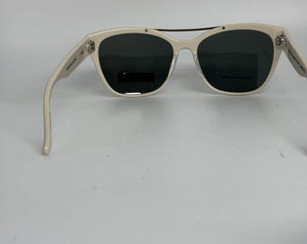 BCBGMAXAZRIA Sunglasses AMAZE IVORY LAMINATE Shiny Square with Green Lens H16601 BCBGMAXAZRIA Sunglasses Amaze Ivory LAMINATE Shiny Square  main image 2