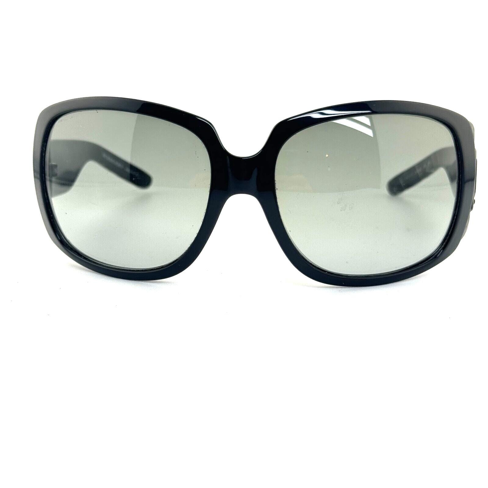 Burberry‎ 4070 3001/11 Sunglasses Frames Black Green Lens H15110 burberry brings the drama with this translucent green  main image 4
