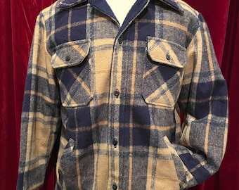 Vintage 1970’s JC Penney 4 pocket cotton-lined wool shirt-jac, large