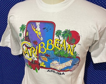 Cute vintage 1970’s-1980’s Caribbean Aruba t-shirt, small
