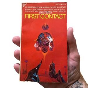 First Contact, vintage paperback anthology of science fiction and fantasy short stories, edited by Damon Knight