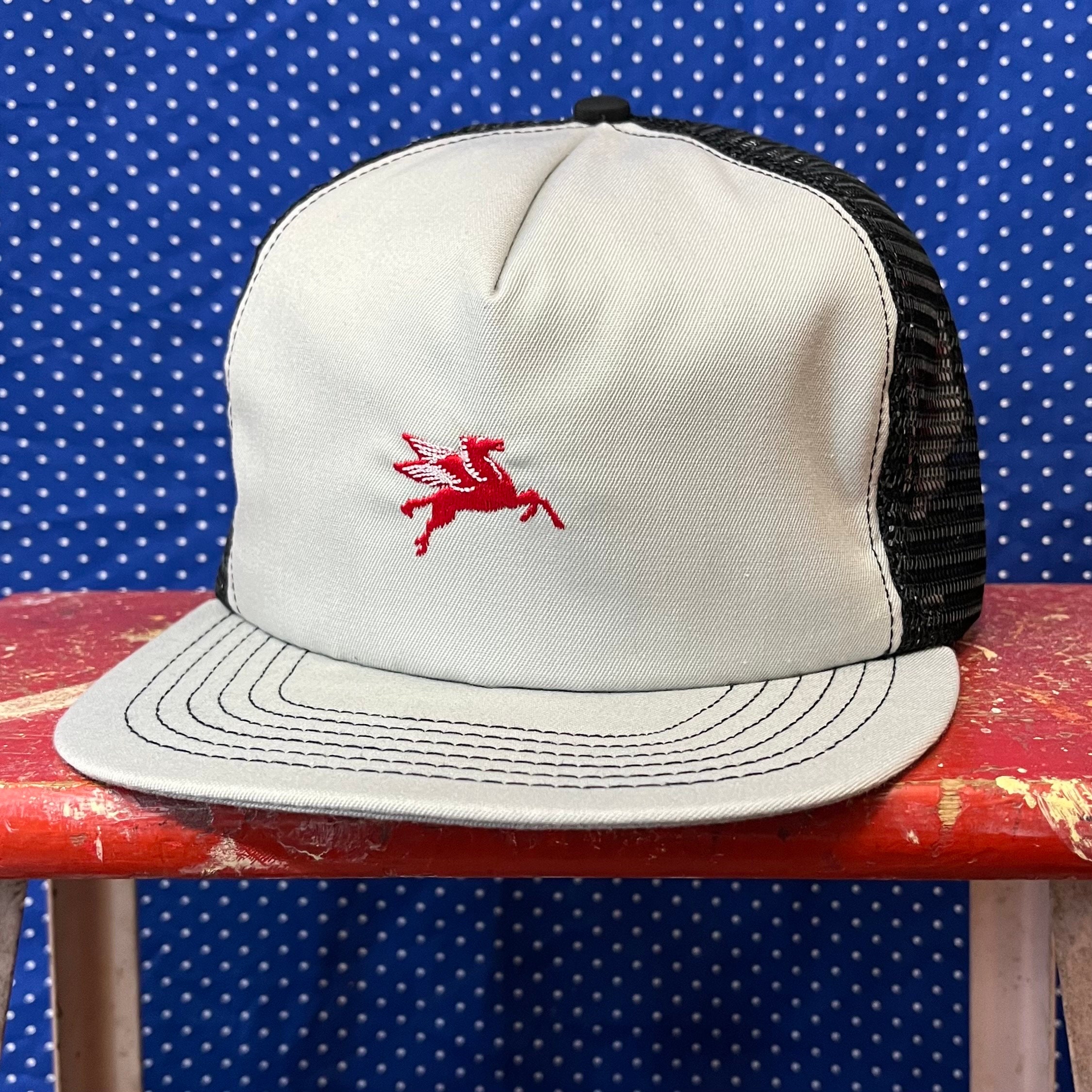 Vintage 1980's Mobil Pegasus Mesh Back Trucker Hat - Etsy