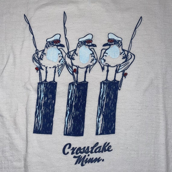 Cute vintage 1980’s fishing seagulls t-shirt, lar… - image 4