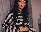 Women 39 s Black White Striped, O-Neck, Long Sleeve, Pull Over Cropped Chunky Sweater - Gothicwear - Streetwear - Harajuku - Punkwear - Egirl