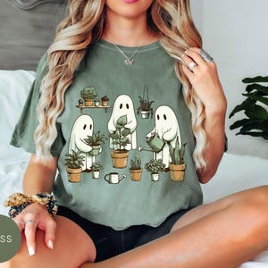 Ghost Plant Shirts Crazy Plant Lady TShirt, Ghost Plant Lady, Halloween Plants ,Ghost Plant Lady, Ghost Plant Shirts