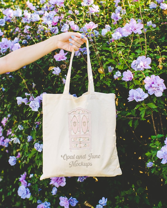 Floral Tote Bag Mockup: Retro Canvas Bag, Print on Demand (PNG)