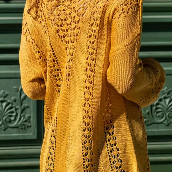 Yellow knit spring top