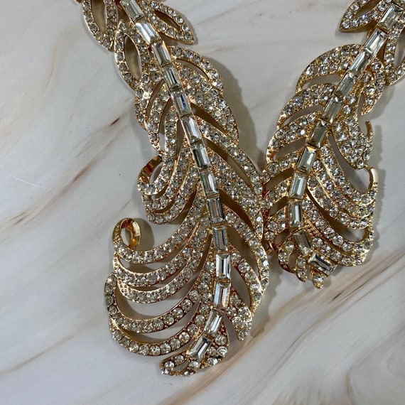 Feather Rhinestone Statement Necklace - image 5