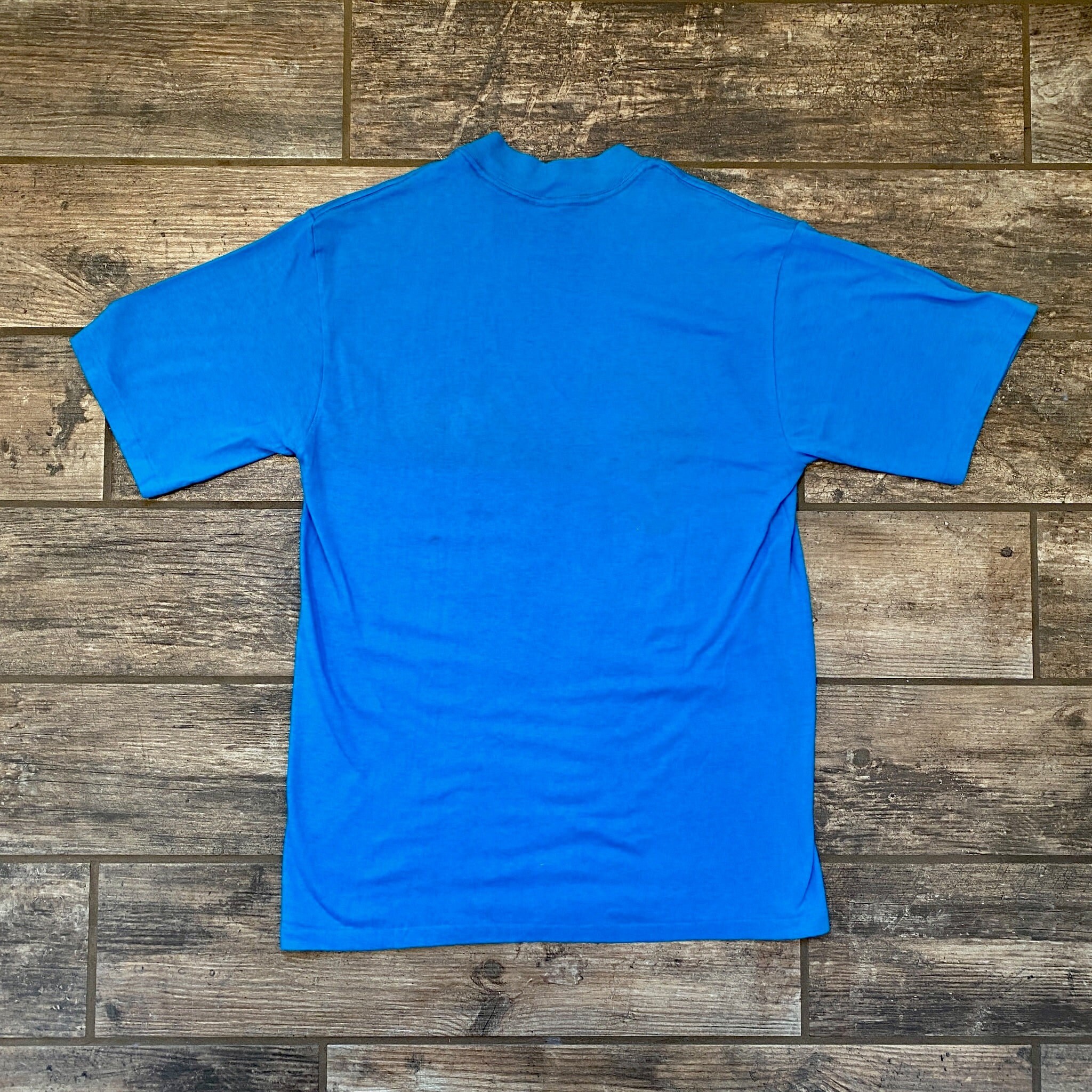 Discover Single Stitch 'The Judd's' Vintage Tee