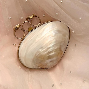 Natural Shell Minaudiere Clutch | Brides Clutch for Beach Wedding | Gift for Bride | Gift for Her | Unique Gift Idea
