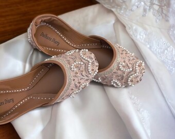 Pearlized RoseGold Elegance| RoseGold bridal Khussa/ Jutti | Pakistani Indian Khussa Sandal | Bridal flat shoes | Women slipons