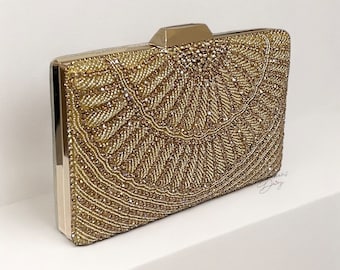 ハンドメイドのローズゴールドビーズクラッチ：花柄イブニングバッグ