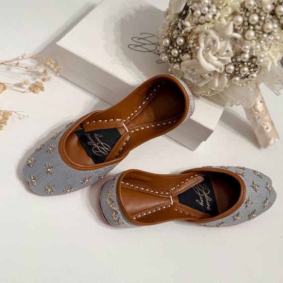 Blue Gray Bridal Khussa Jutti: Handmade Thread Work Leather Blue Gray Bridal Khussa Jutti: Handmade Thread Work Leather