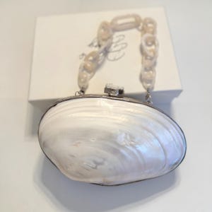 Natural Shell Clutch | Silver Bridal Statement Clutch for Beach Wedding | Shoulder Bag | Gift for her | Unique Gift Idea |