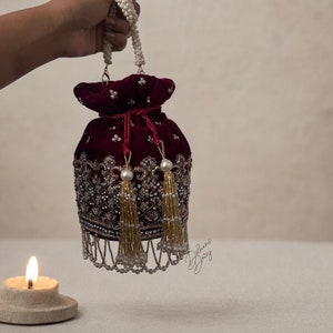 Rouge Royalty Potli- Brauttasche Potli Tasche braun | Braut Handtasche | Brauttasche | Abendtasche | Tasche aus Leder | Geschenk für Braut | Kastanienbraune Geldbörse
