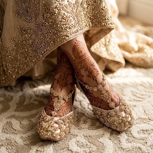 gold shoes with ivory wedding dress Rose gold wedding sh