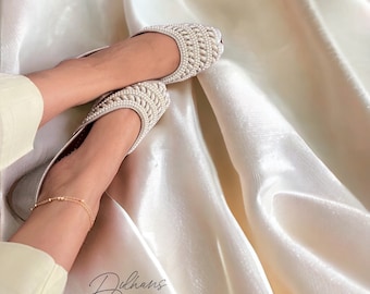 Handmade Beaded Bridal Khussa Shoes: Pakistani Wedding Jutti