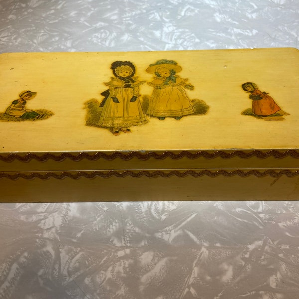 Vintage wood box / Adorable decoupaged wood box.