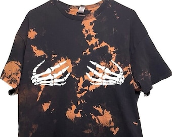 Camiseta de mano de esqueleto lavada con ácido: camiseta de calavera blanqueada
