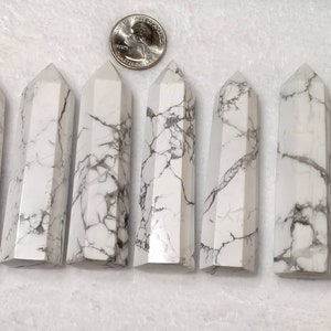 Howlite point