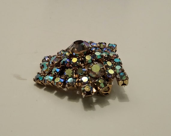 Aurora borealis rhinestone brooch, vintage, 1950s… - image 4