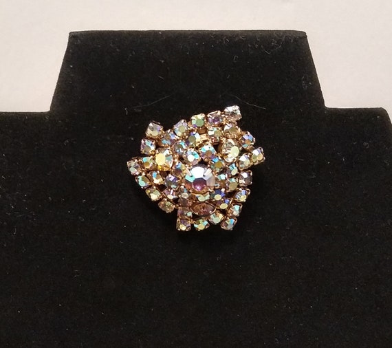 Aurora borealis rhinestone brooch, vintage, 1950s… - image 1