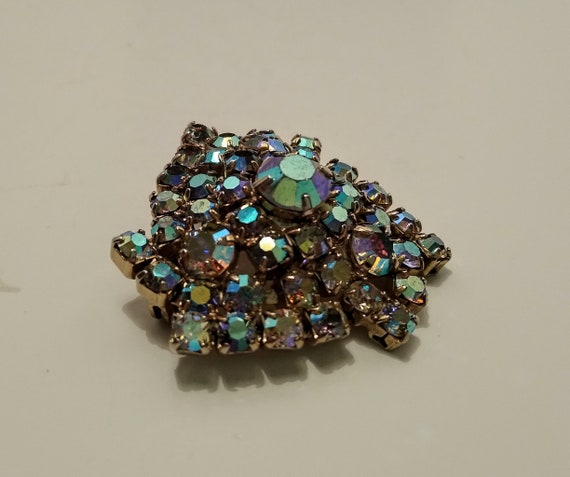 Aurora borealis rhinestone brooch, vintage, 1950s… - image 3