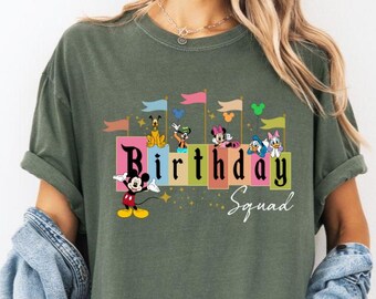 Comfort Colors Musse Pigg och vänner födelsedagsgruppskjorta, födelsedagsflicka-tröja, födelsedagsgruppskjorta, Disney-födelsedagspojke-tröja, rolig födelsedagspresent