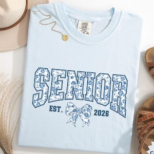 Comfort Colors Senior 2026 Shirt, Floral Senior 2026 Gift, coquette Bow Class of 2026 Shirt, Blue Bow 2026 Senior Shirt, Back to School Tee