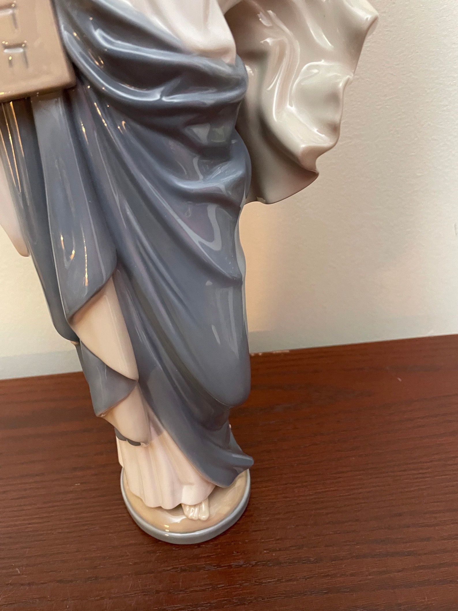 Lladro 16 Moses Figurine the Ten Commandments 5170 Plus Wood Etsy