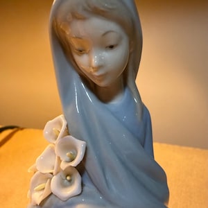 Lladro Figurines Girl With Lilies - Etsy