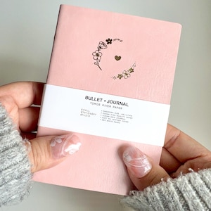 Chunky Bullet Journal paspoortgrootte - 2025 raster notitieboek roze, zacht veganistisch leer, Tomoe River-papier, 260 pagina's, 52 gsm, raster van 5 mm, Bujo
