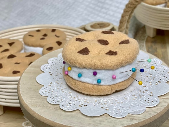 Macaron Pin Cushion Cute Pin Cushion Sewing Accessory 