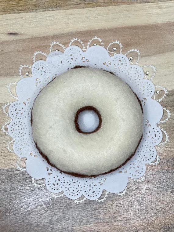 Donut Pin Cushion Felt Pin Cushion Sewing Accessory 