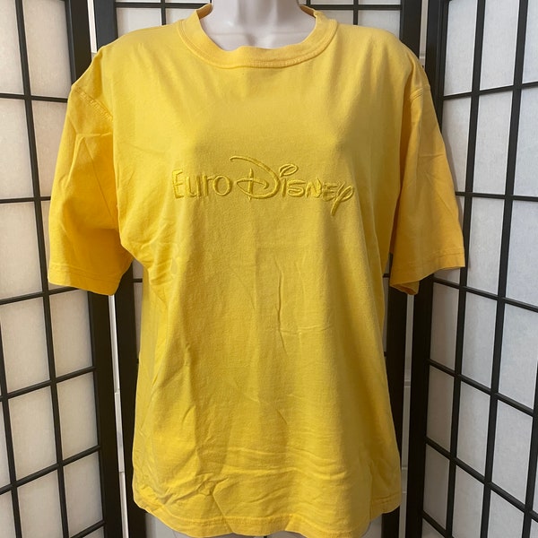 Vintage 90’s Euro Disney Fashions Brand Embroidered T-Shirt Yellow Adult Size M