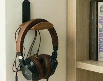 Gaming Room Walnut/Beech Headphone Stand, Metal Wall Mount Over-ear Headset Hanger