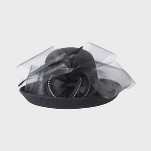 VTG  Black Wool Felt Hat Rhinestones Feather and Face Netting USA MADE * s-l400.jpg main image 2