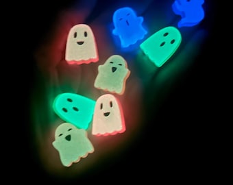 Glow in the Dark Halloween Ghost Magnets
